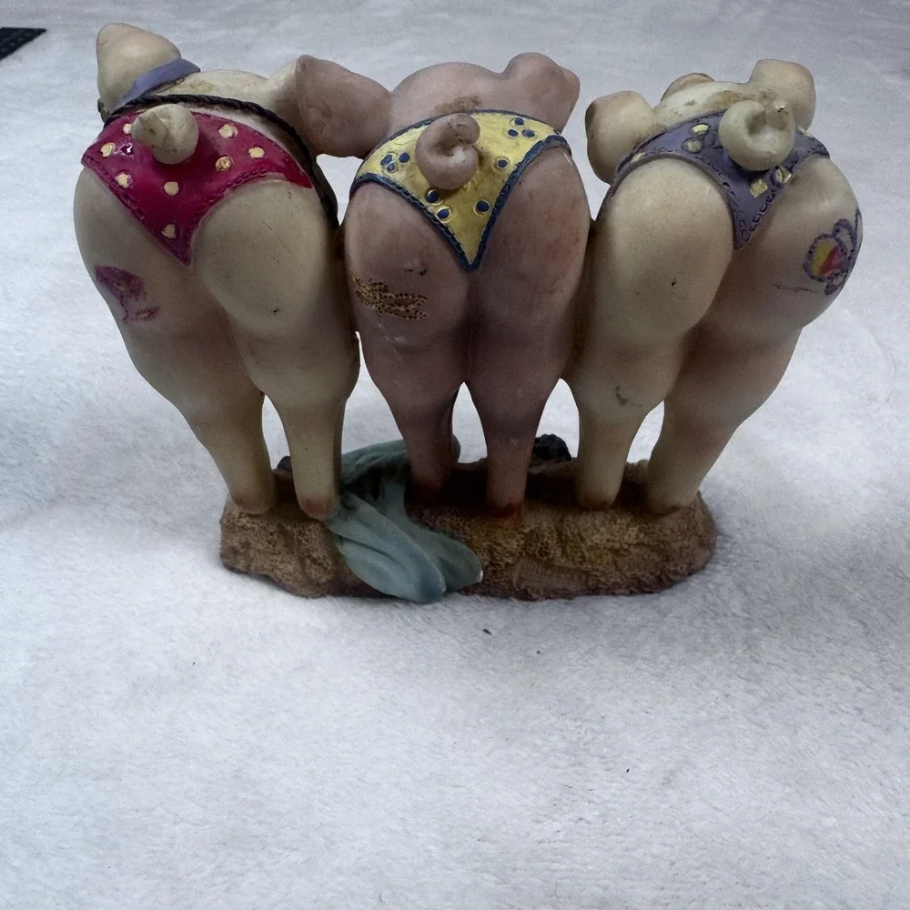 Vintage 2000 Three Pigs Bikini Swimsuit Resin Figurine Statue UC‎ Pig Decor